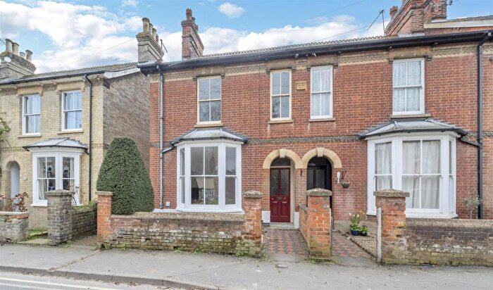 4 Bedroom Town House For Sale In Hospital Road, Bury St Edmunds, IP33
