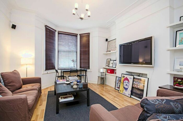 2 Bedroom Flat To Rent In Fernhead Road, Maida Hill, London, W9