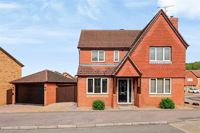4 Bedroom House For Sale In Newbolt Close, Newport Pagnell, MK16