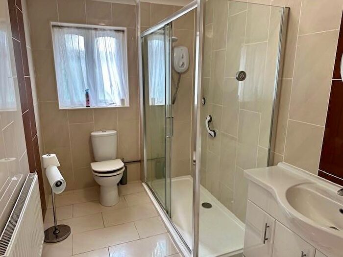 2 Bedroom Bungalow For Sale In Rectory Walk, Barton Seagrave, Kettering, NN15