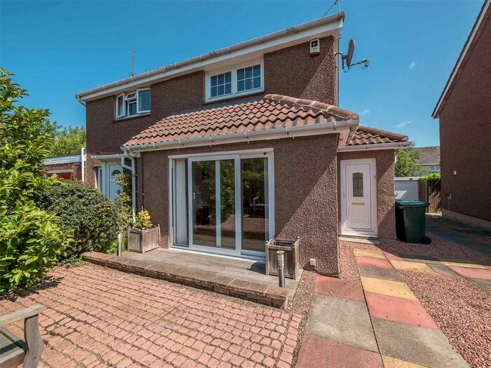 2 Bedroom Detached House To Rent In Baberton Mains Brae, Edinburgh, EH14