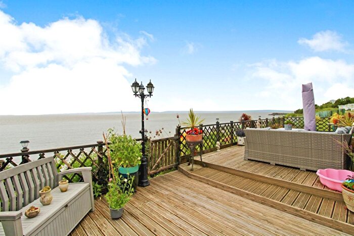2 Bedroom Mobile/park Home For Sale In Fort Road, Lavernock, Penarth, CF64