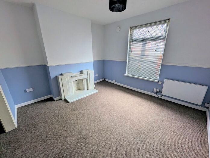 1 Bedroom Flat To Rent In Victoria Street, Cwmbran, NP44