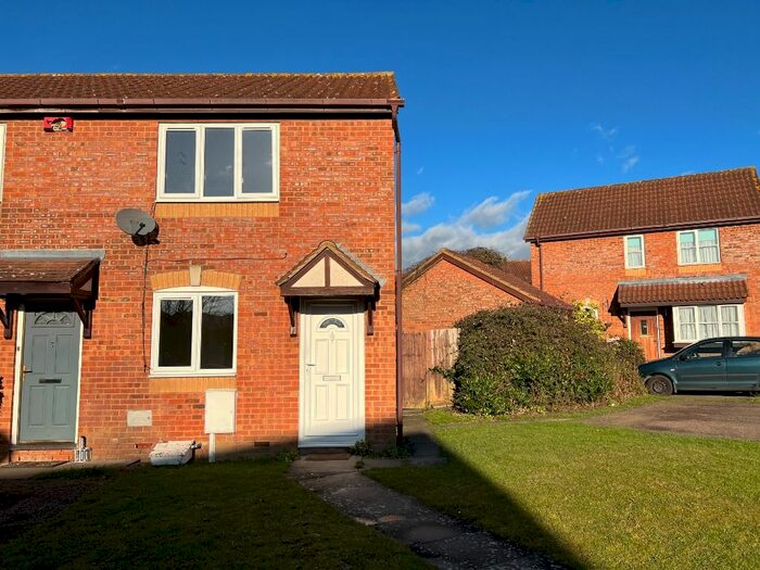 2 Bedroom Terraced House To Rent In Moeran Close, Browns Wood, Milton Keynes MK7
