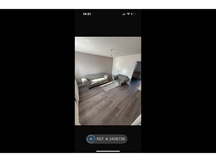 3 Bedroom Semi-Detached House To Rent In Willow Way, Croxteth, Liverpool, L11