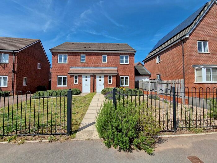 3 Bedroom Semi-Detached House To Rent In East Works Drive, Cofton Hackett, Birmingham, B45
