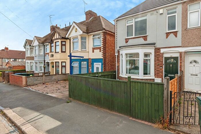 2 Bedroom End Of Terrace House For Sale In Elgar Road, Coventry, West Midlands, CV6