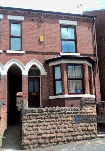 6 Bedroom Semi-Detached House To Rent In Balfour Road, Nottingham, NG7