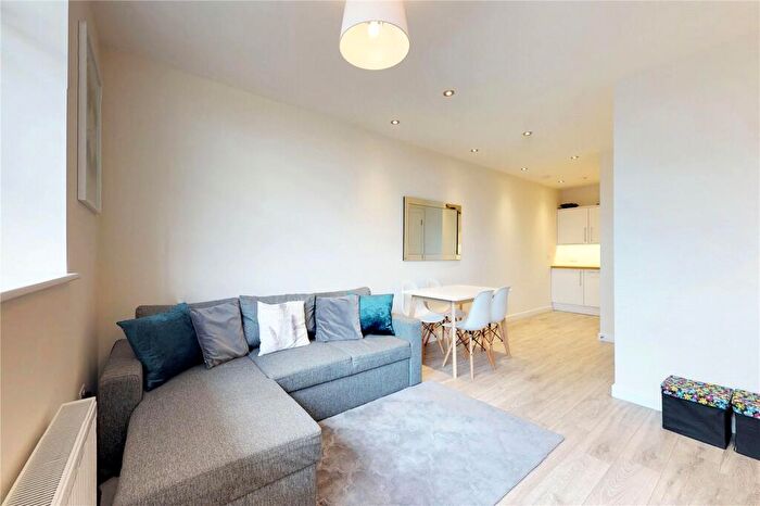 1 Bedroom Flat To Rent In Tower House, London, SE13
