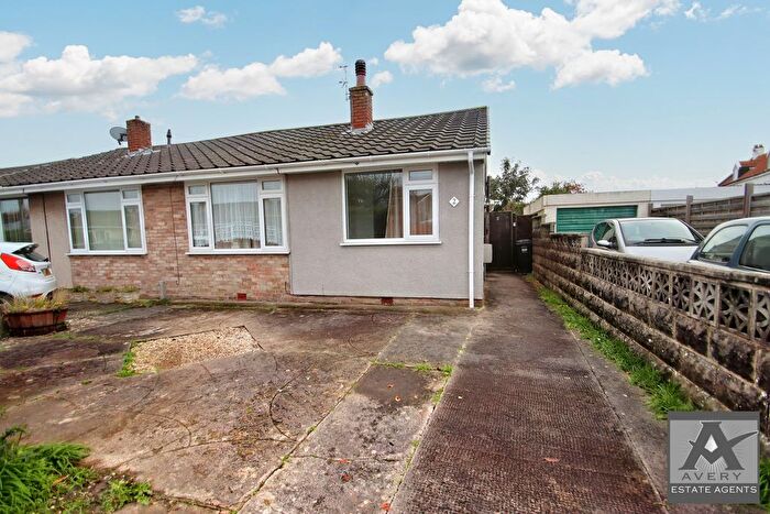 2 Bedroom Semi-Detached Bungalow To Rent In Worle, BS22