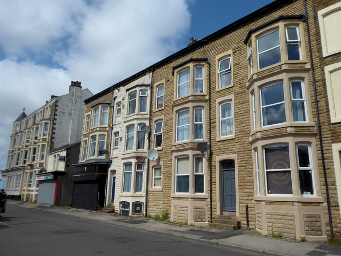2 Bedroom Flat To Rent In Alexandra Road, Morecambe, LA3