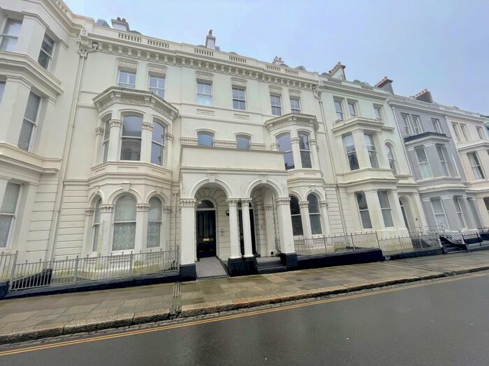 2 Bedroom Flat To Rent In Elliot Street, The Hoe, Plymouth, PL1