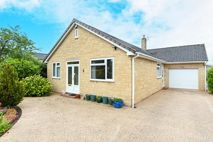 3 Bedroom Detached Bungalow For Sale In Holyrood Close, Trowbridge, BA14