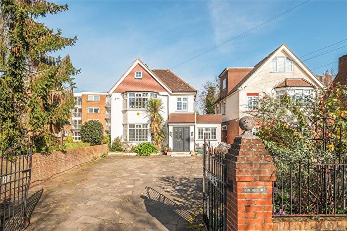 6 Bedroom Detached House For Sale In The Beeches, Perivale Lane, Perivale, UB6