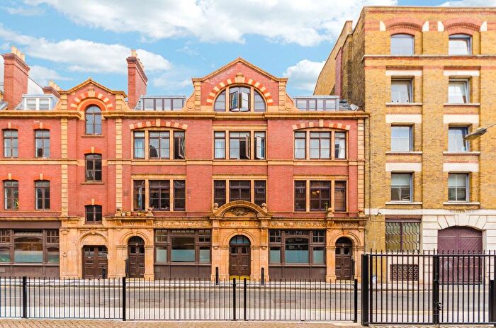 2 Bedroom Flat For Sale In Old Soup Kitchen, - Brune Street, Spitalfields, London, E1