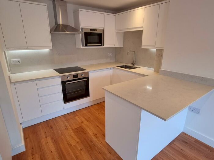 1 Bedroom Apartment To Rent In Station Road, Letchworth Garden City, SG6