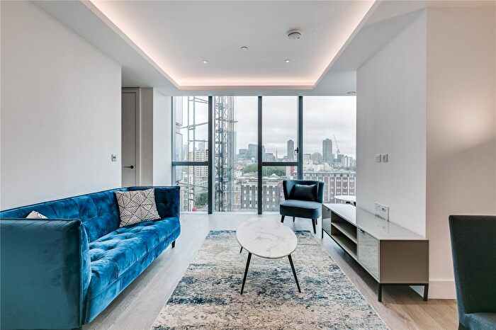 1 Bedroom Flat To Rent In Carrara Tower, Bollinder Place, EC1V