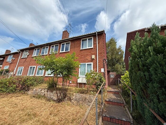 2 Bedroom Maisonette To Rent In Stourton Road, Quinton, Birmingham, West Midlands, B32