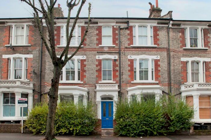 1 Bedroom Apartment To Rent In Stavordale Road, Highbury, N5
