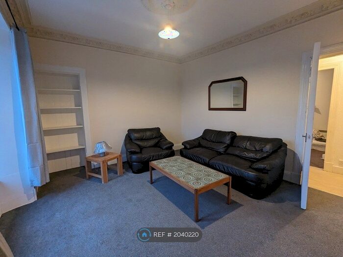 3 Bedroom Flat To Rent In Gardner Street, Dundee, DD3