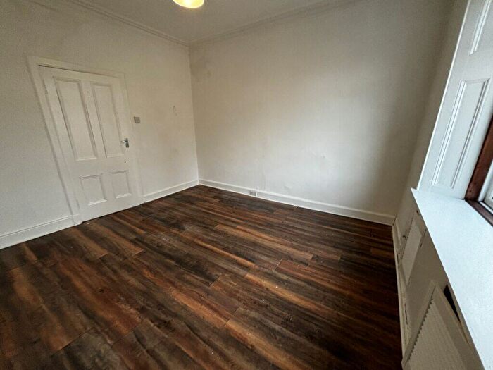 1 Bedroom Flat To Rent In West Main St, Darvel, East Ayrshire, KA17