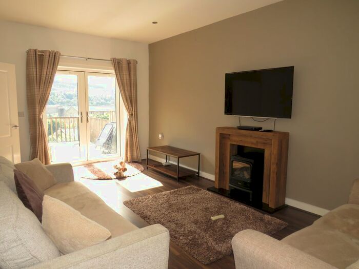 3 Bedroom Property To Rent In Eaglescliffe, Sowerby Bridge, HX6