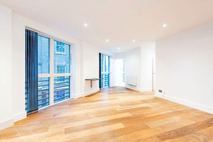2 Bedroom Flat For Sale In Black Friars Lane, London, EC4V