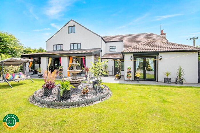 4 Bedroom Detached House For Sale In Limestone Hill, Tickhill, Doncaster, DN11