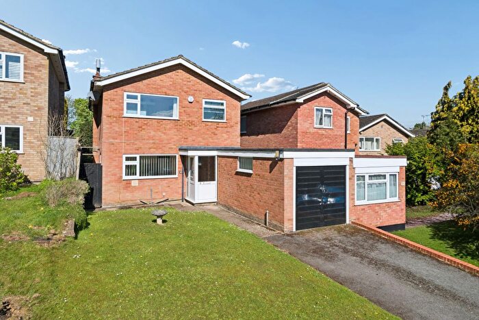 3 Bedroom Detached House For Sale In Clayton Walk, Little Chalfont, HP7