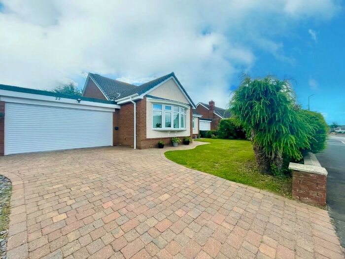 Houses for sale & to rent in TS7 8JB, Gunnergate Lane, Marton West