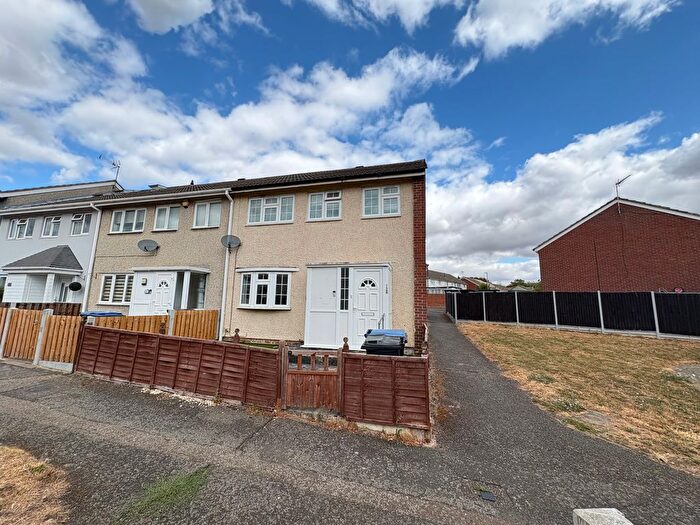 4 Bedroom Property To Rent In Church End, Harlow, CM19