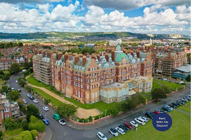 2 Bedroom Flat To Rent In The Leas, Folkestone, Kent, CT20