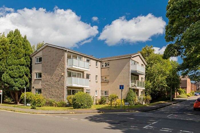 2 Bedroom Flat For Sale In / Inverleith Row, Edinburgh, EH3