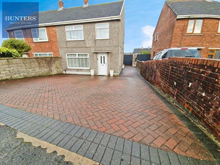 3 Bedroom Semi Detached House For Sale In Bryn Golau, Bridgend, CF31