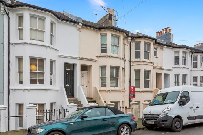 1 Bedroom Flat To Rent In Montgomery Street, Hove, BN3