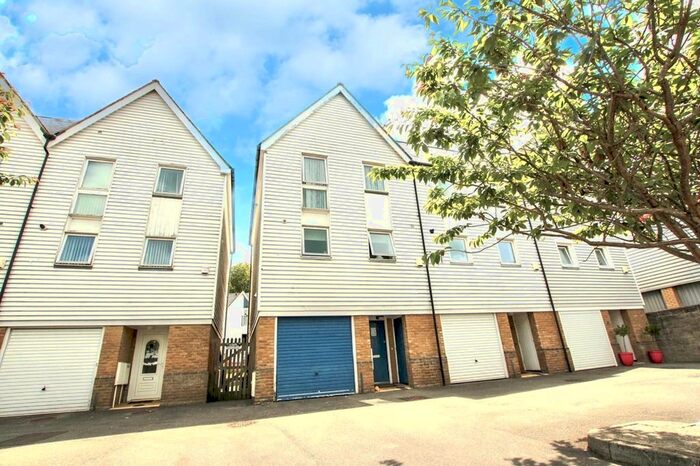 3 Bedroom Terraced House To Rent In Granville Street, Dover, CT16