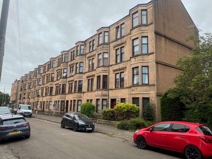 3 Bedroom Flat To Rent In Non Hmo- Bed @ Haldane Street, G14
