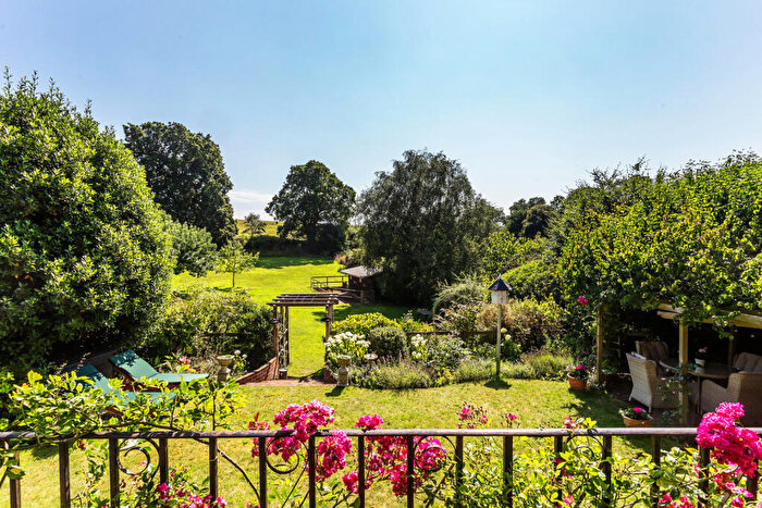 4 Bedroom Detached House For Sale In School Hill, Seale, Farnham, Surrey, GU10