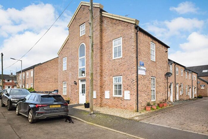 1 Bedroom Apartment To Rent In Littlelands, Bingley, BD16