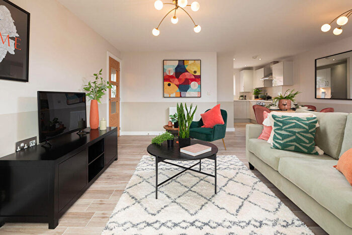 2 Bedroom Apartment For Sale In Dog Kennel Lane, Shirley, Solihull, B90