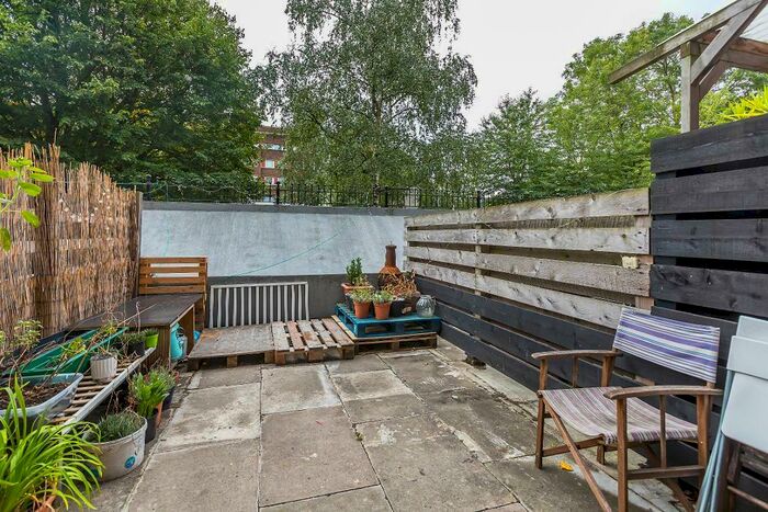 5 Bedroom Maisonette To Rent In Ackroyd Drive, London, E3