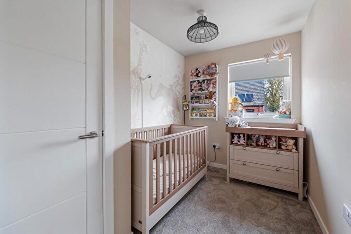4 Bedroom Town House For Sale In Auldfield Gate, Pollokshaws, G43