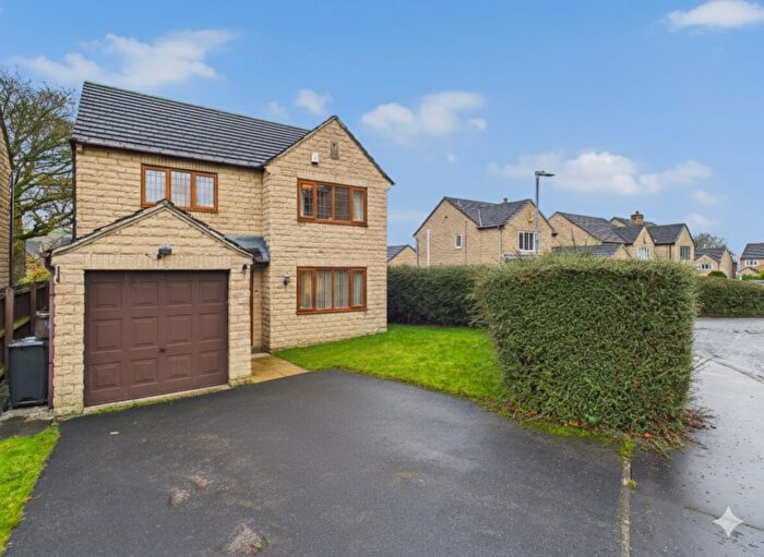 4 Bedroom Detached House For Sale In Whitley Drive, Halifax, West Yorkshire, HX2