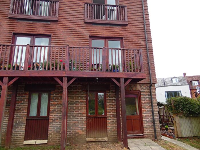 3 Bedroom Town House To Rent In Riverside Place, Fordingbridge, Hampshire, SP6