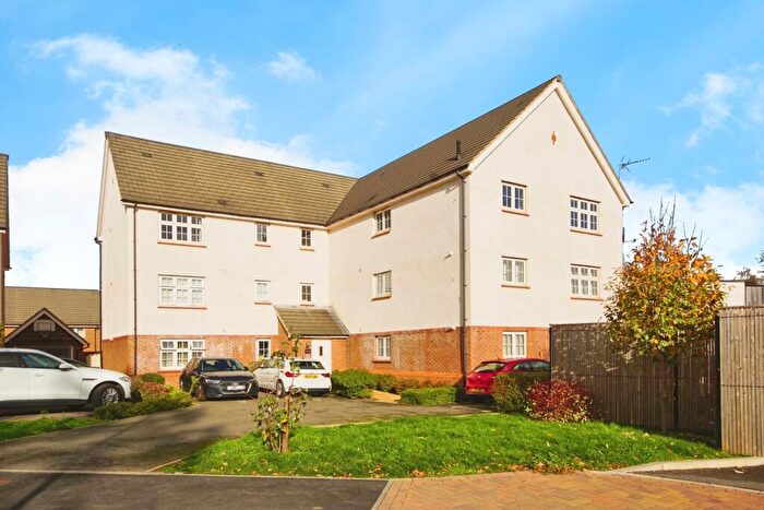 1 Bedroom Flat For Sale In Alexander Road, Frenchay, Bristol, BS16