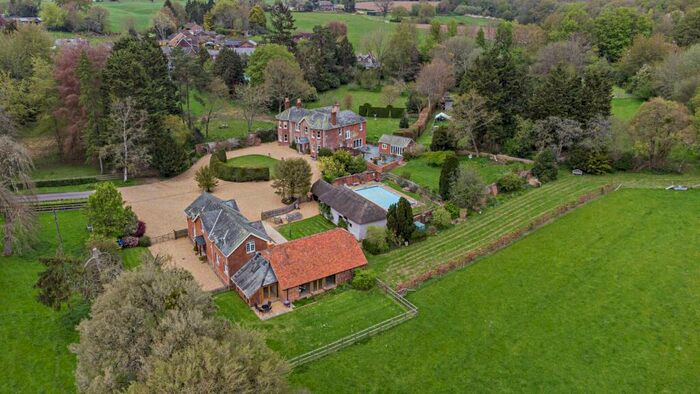 5 Bedroom Detached House For Sale In Princes Hill, Redlynch, Salisbury, Wiltshire, SP5