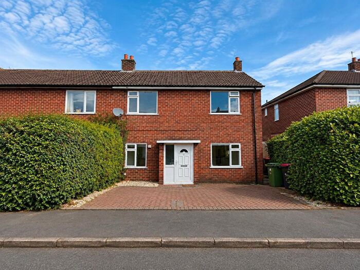 3 Bedroom Property To Rent In St Nicholas Estate, Baddesley Ensor, Atherstone, CV9