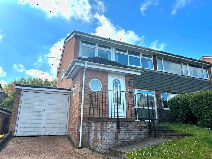 3 Bedroom Semi-Detached House To Rent In Carlton Road, Broadfields, Exeter, EX2