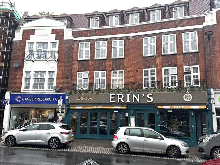 2 Bedroom Flat To Rent In High Street, Beckenham, BR3