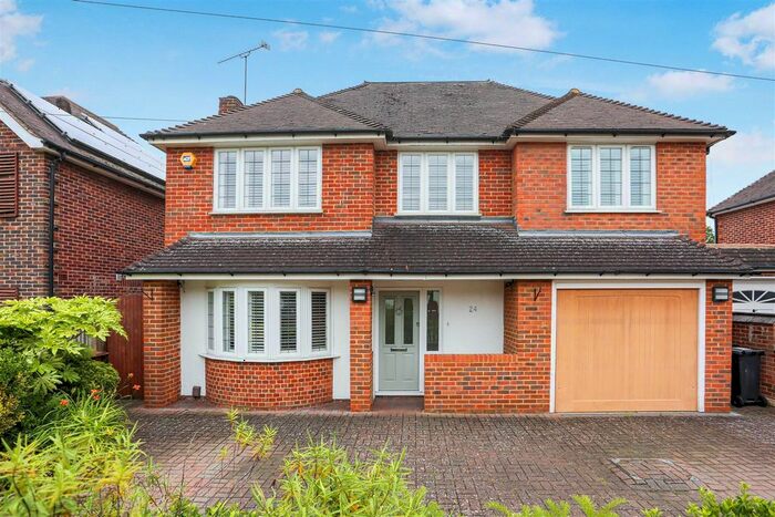 4 Bedroom Detached House To Rent In Abinger Avenue, Cheam, Sutton, SM2